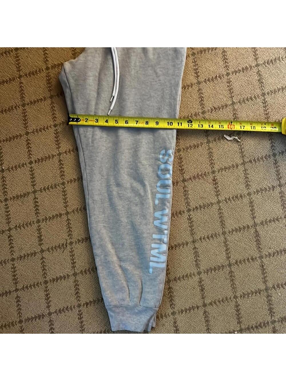 Soul Cycle gray joggers w SOUL WTML appliqué on side of leg M - Picture 7 of 10